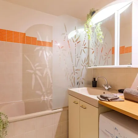 Cosy 4 Pers Pres Du Centre Et Telepherique, 2 Ch, Balcon Est - Fr-1-296-505 *