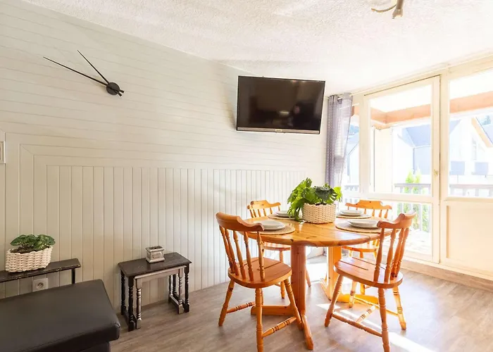 Cosy 4 Pers Pres Du Centre Et Telepherique, 2 Ch, Balcon Est - Fr-1-296-505 Διαμέρισμα